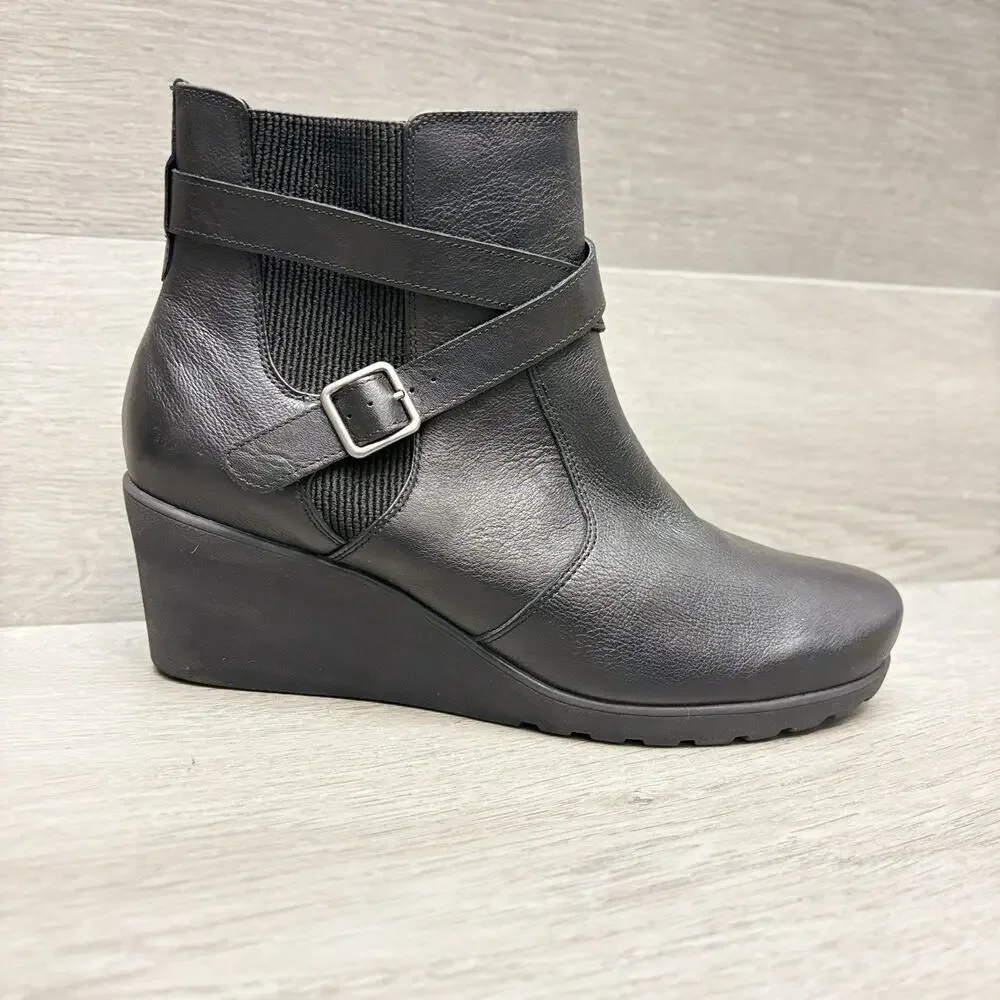 Abeo Wedge Booties Black Leather Buckle Comfort Side Zip Ankle Boots Size 10.5M